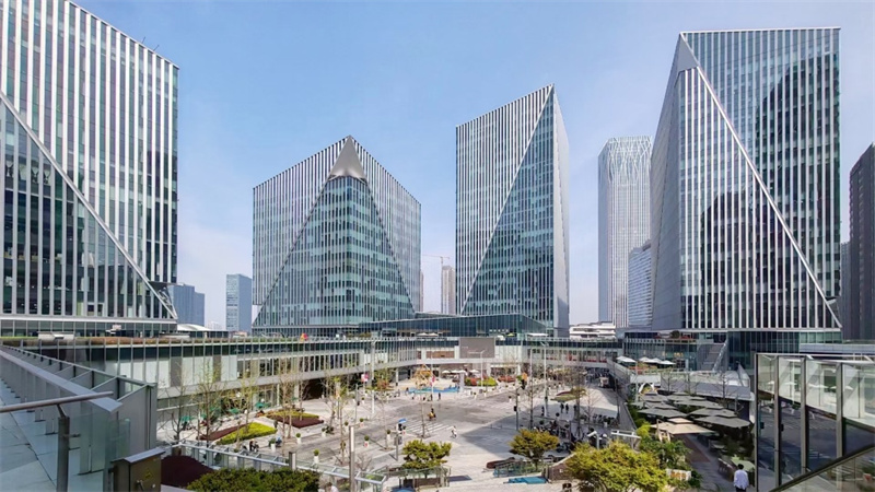 晶耀前滩12米挑高大堂内景